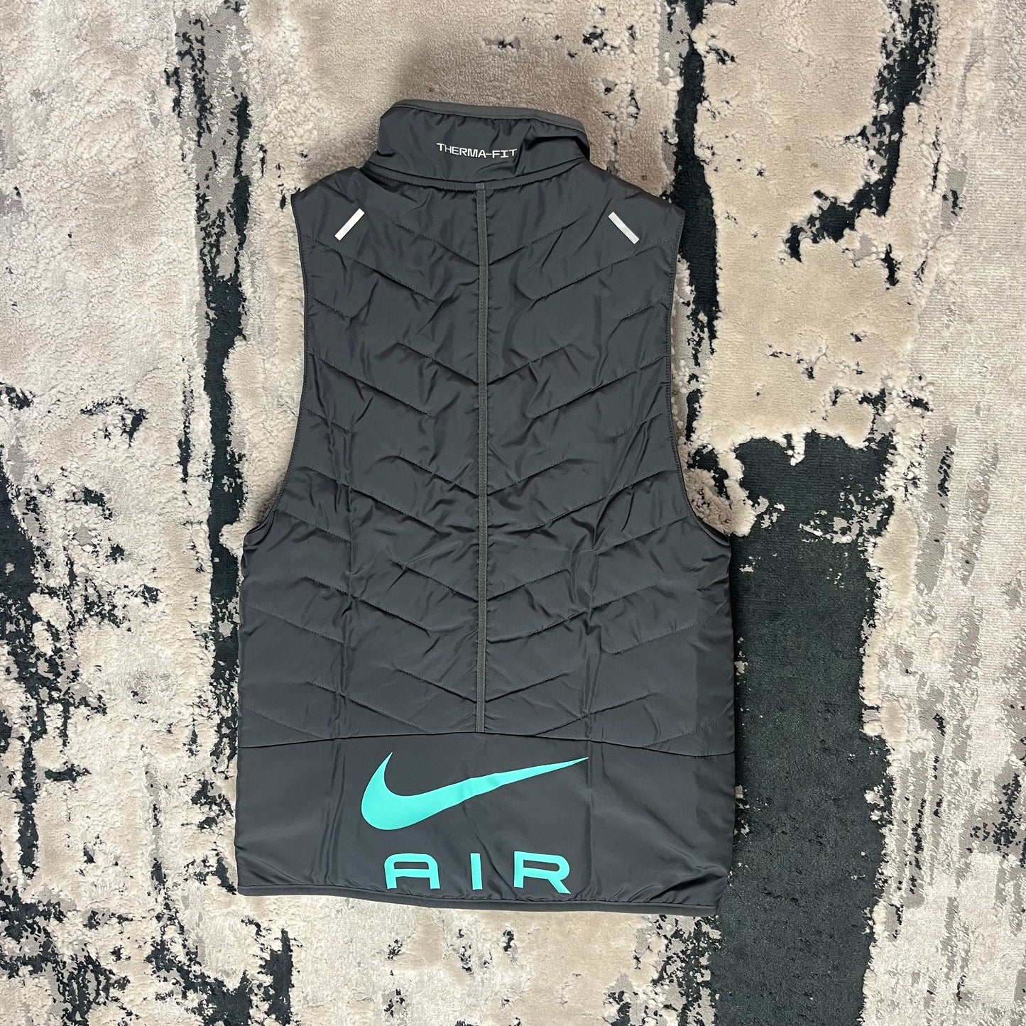 NIKE THERMA FIT GILET - GREY