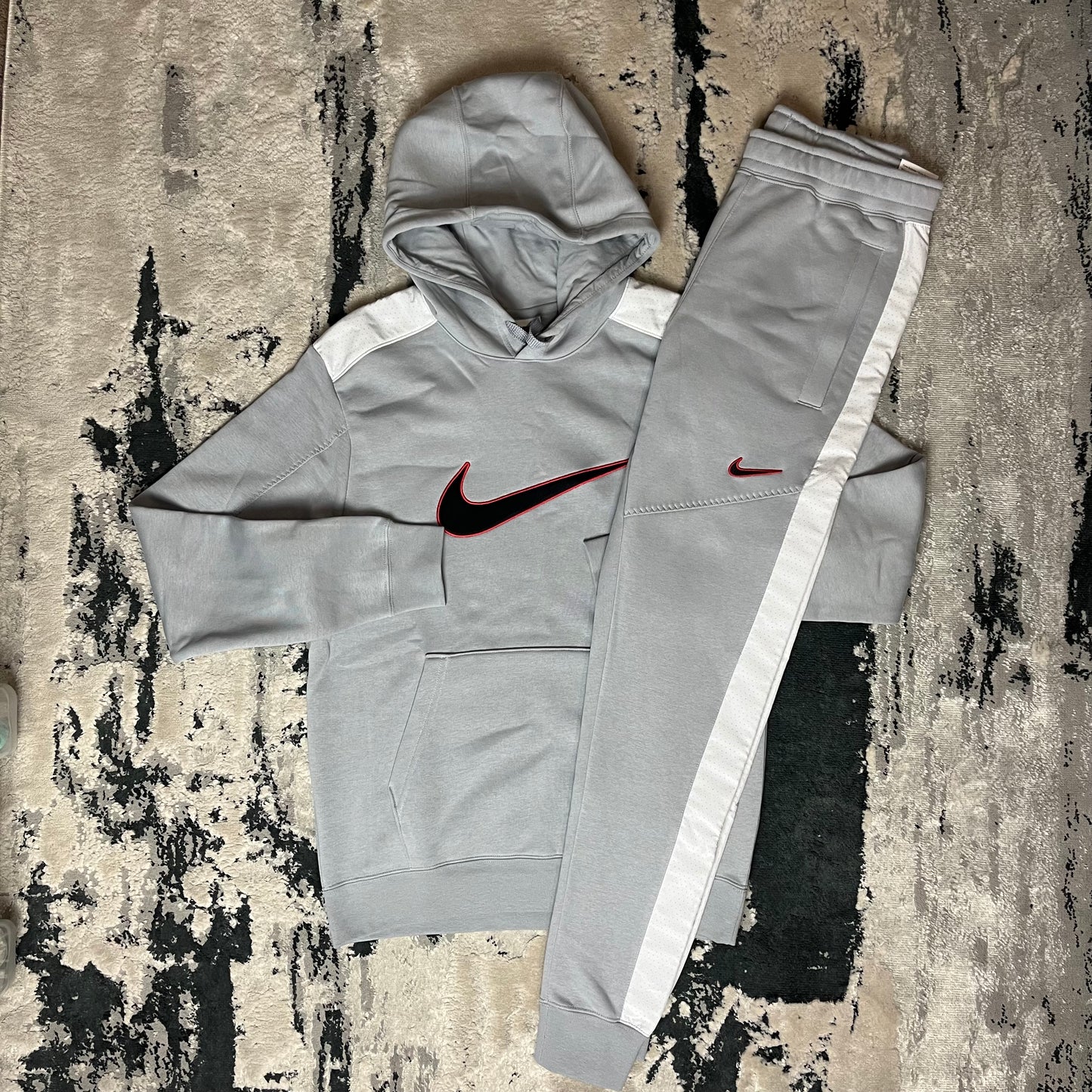 NIKE SPORTSWEAR FLEECE TRACKSUIT - GREY