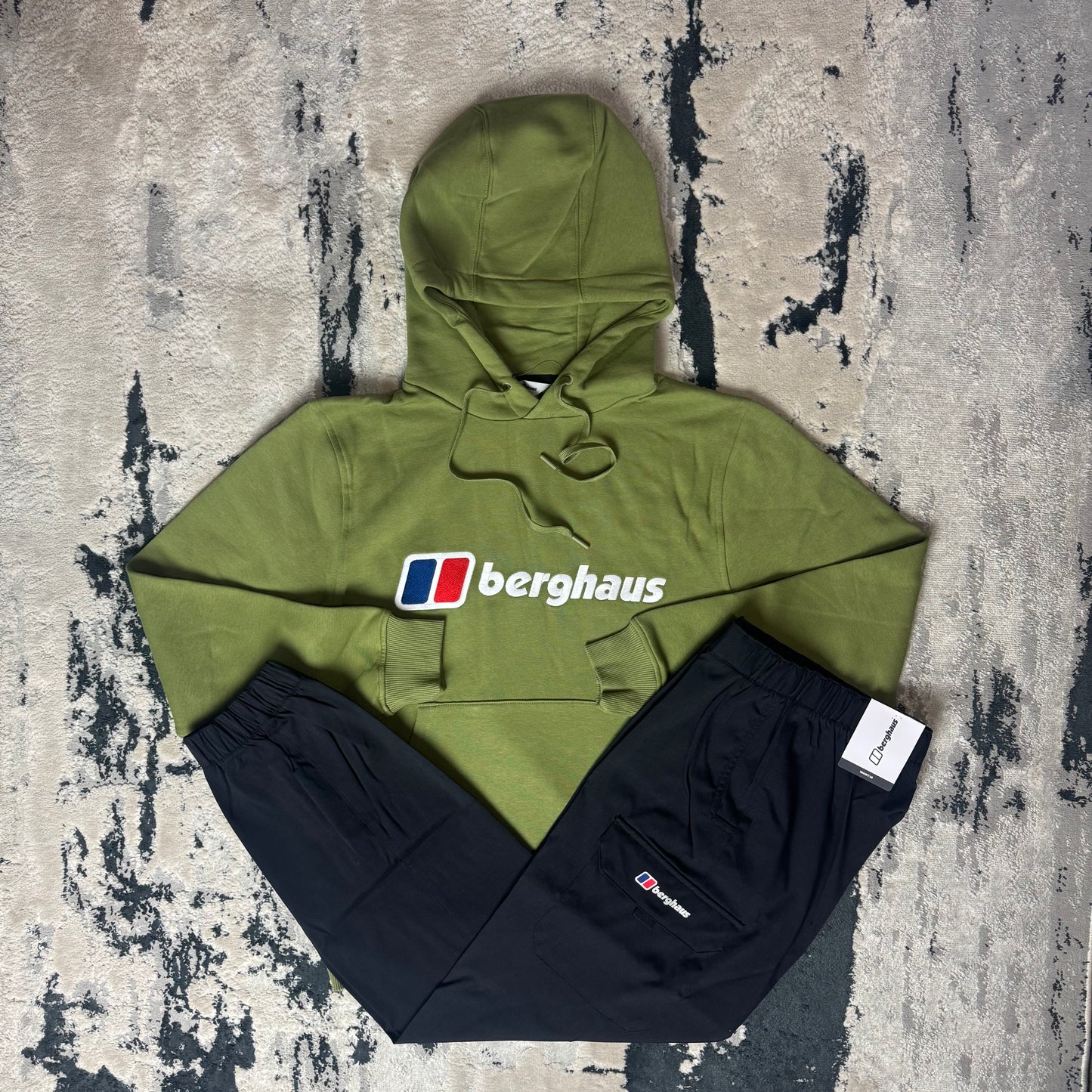 BERGHAUS HOODED CARGO TRACKSUIT - KHAKI / BLACK