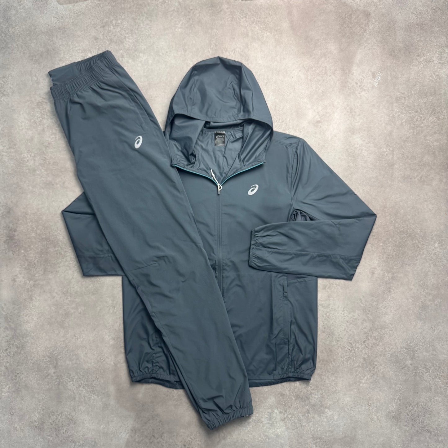ASICS CORE TRACKSUIT - GREY