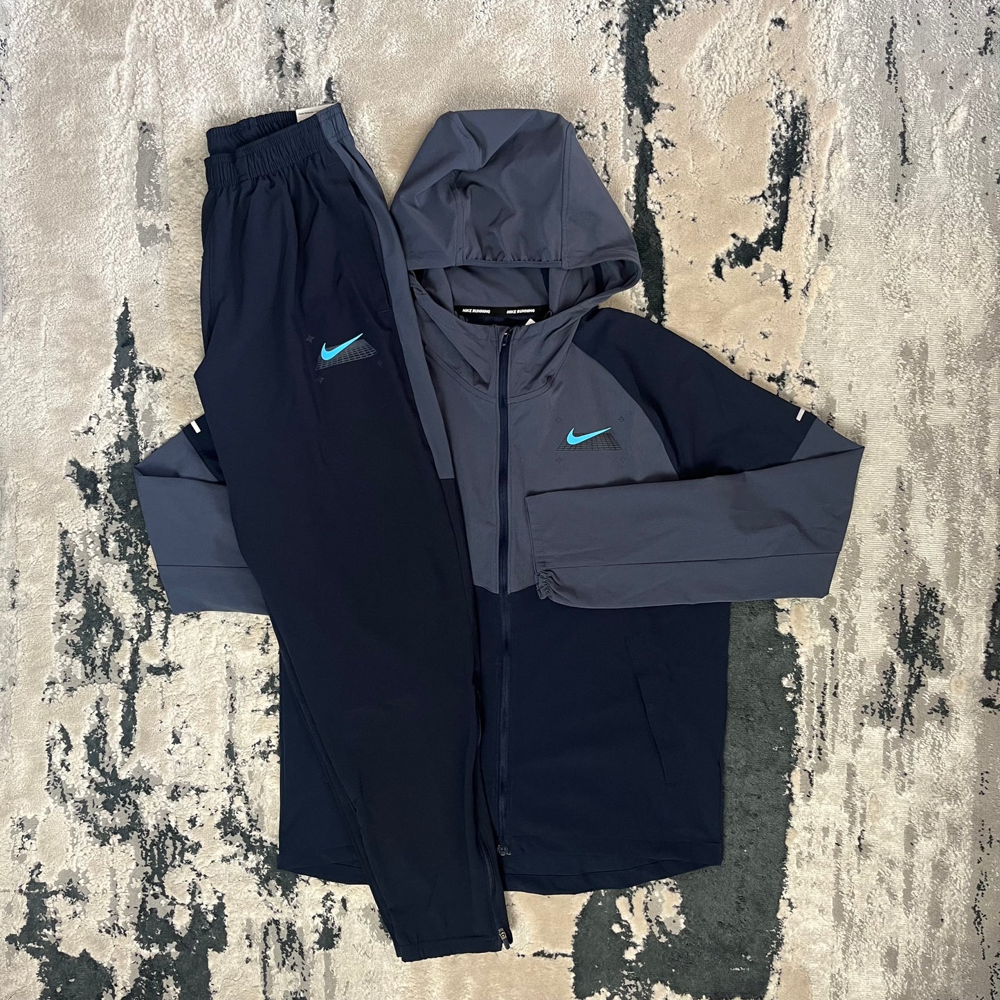 NIKE REPEL PERFORMANCE TRACKSUIT - OBSIDIAN