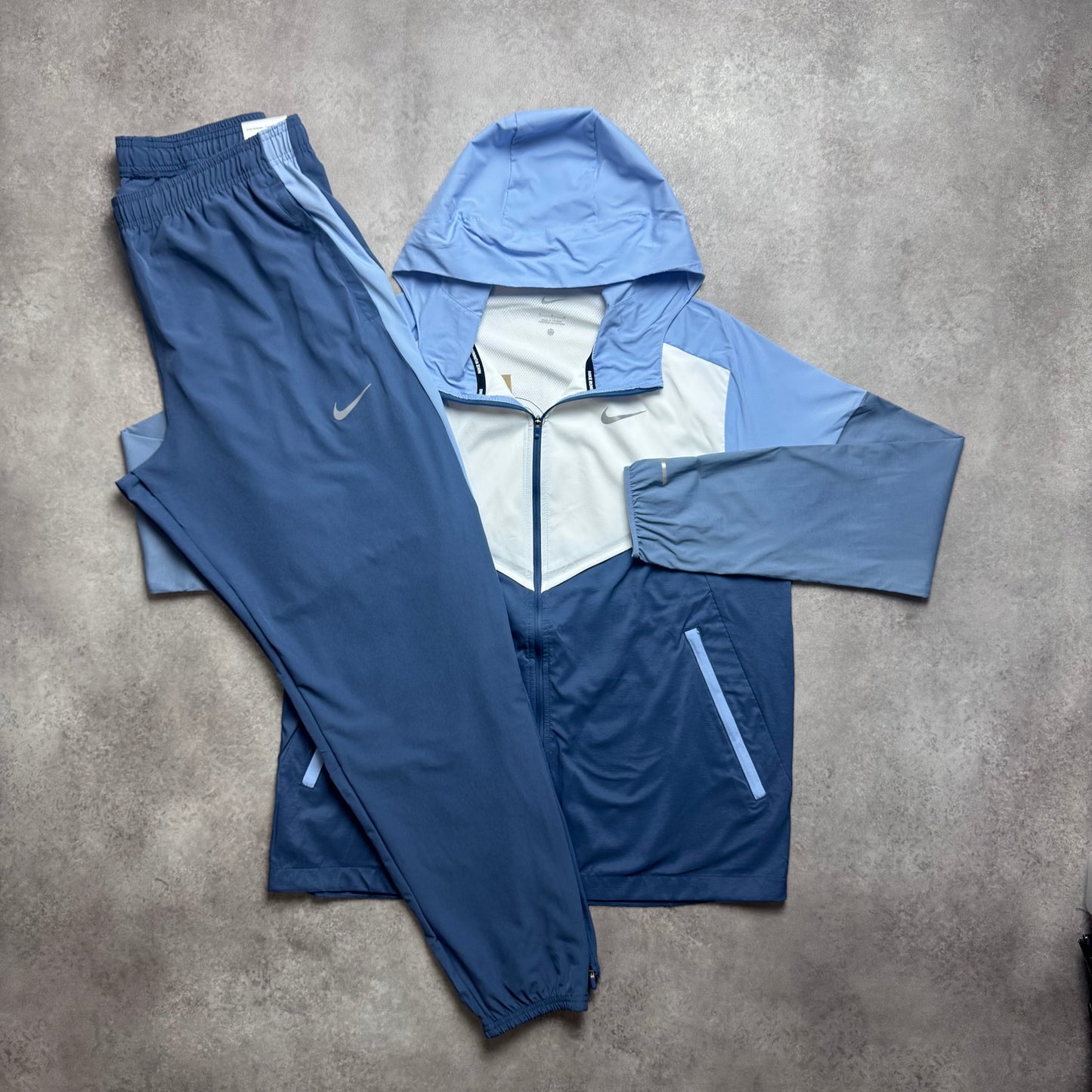 NIKE REPEL UV TRACKSUIT - BLUE / WHITE