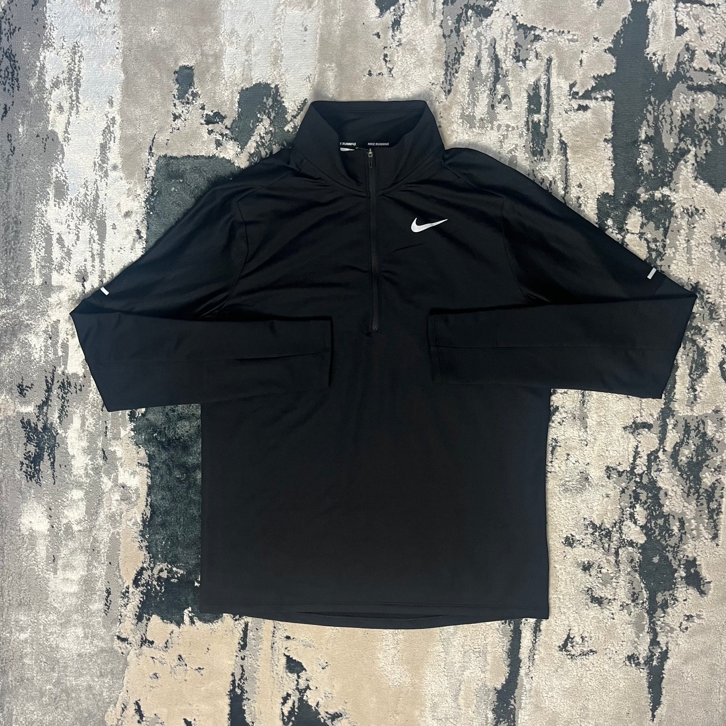 NIKE DRI FIT ELEMENT 2.0 HALF ZIP - BLACK