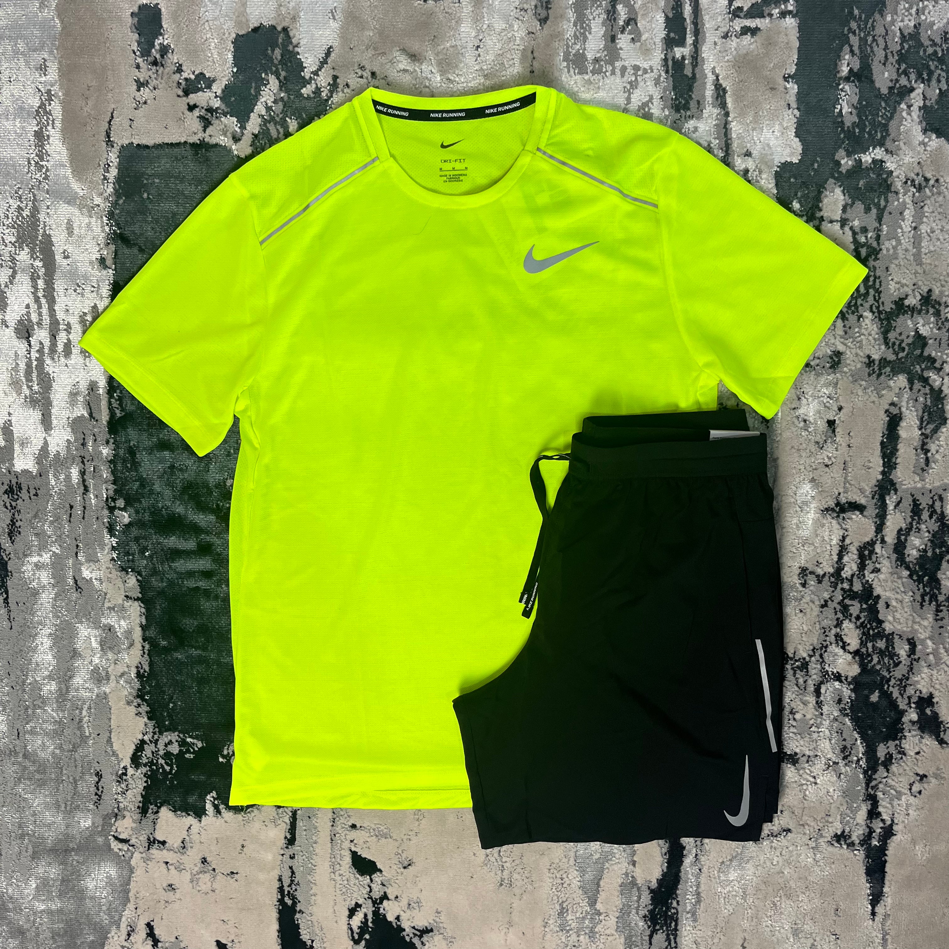 NIKE MILER T SHIRT SHORT SET NEON GREEN - Main Image
