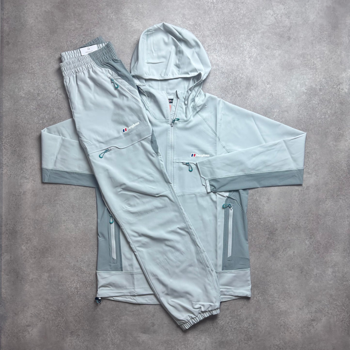 BERGHAUS WAVER TRACKSUIT - GREY