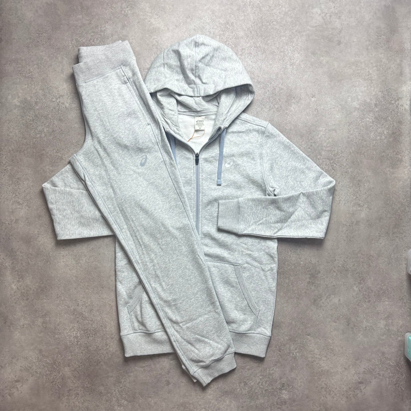 ASICS CORE FLEECE TRACKSUIT - GREY