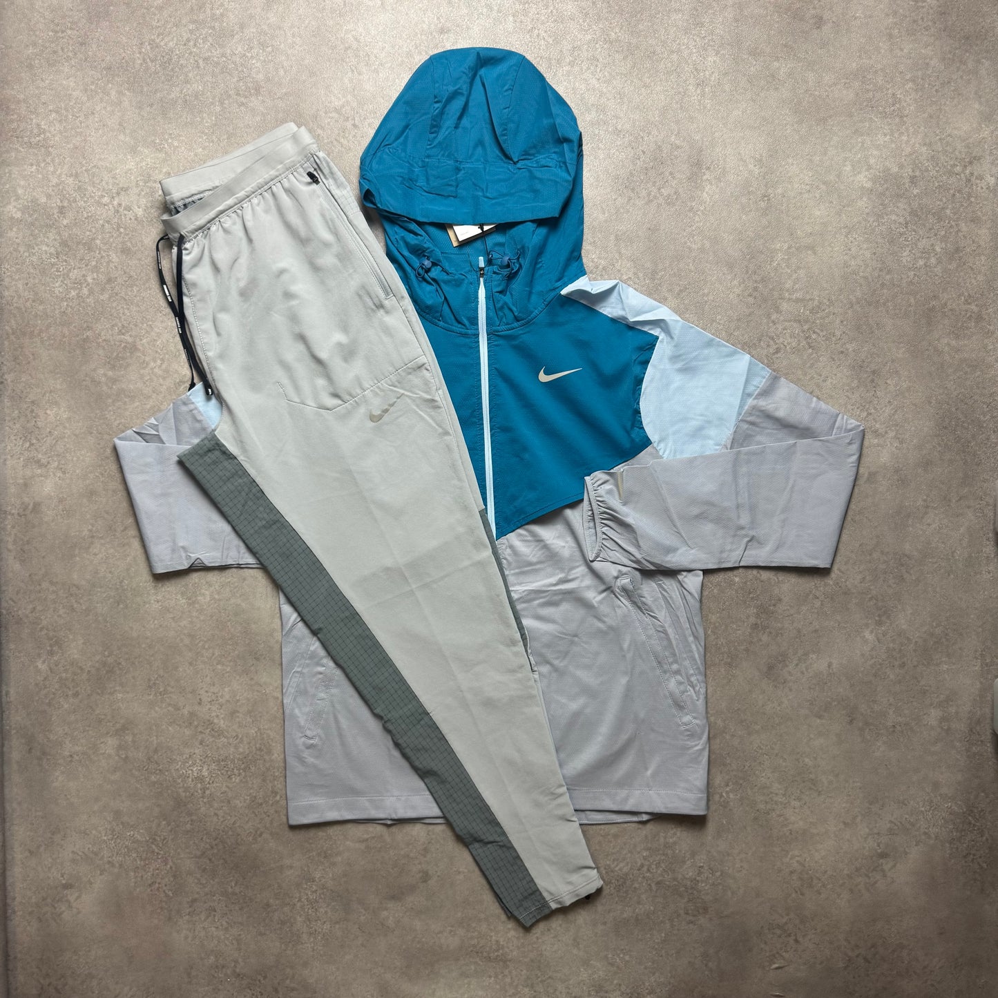 NIKE REPEL WINDBREAKER TRACKSUIT SET - GREY