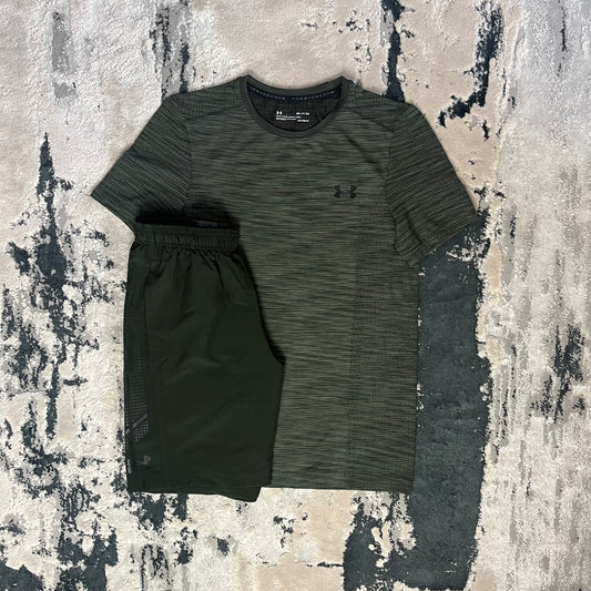 UNDER ARMOUR SEAMLESS T SHIRT & SHORT SET - KHAKI