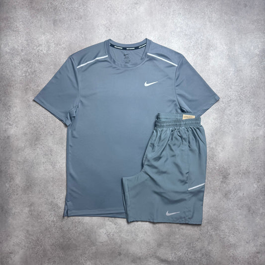 NIKE MILER UV SHORT SET - SMOKE GREY